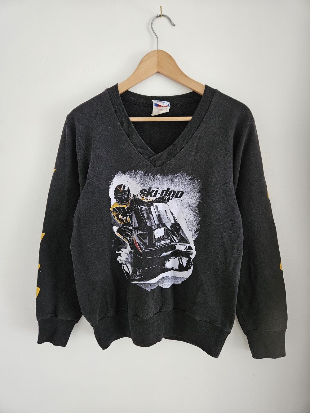 Vintage Ski Doo V-Neck Pullover Sweatshirt Mens Small 90s